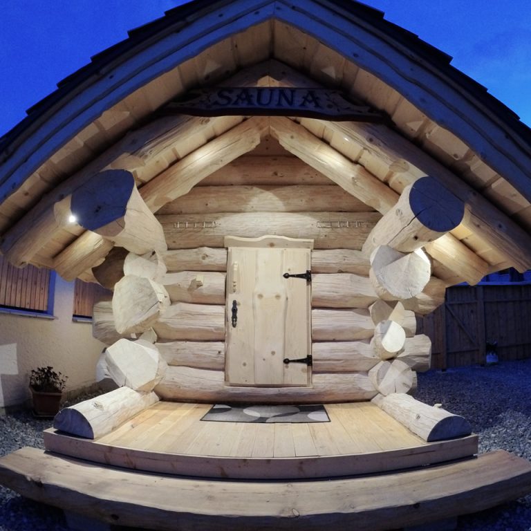 Stavba zrubovej sauny | jrloghomes.sk